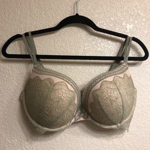 Victoria’s Secret Very Sexy Push-Up Bra 💋👙